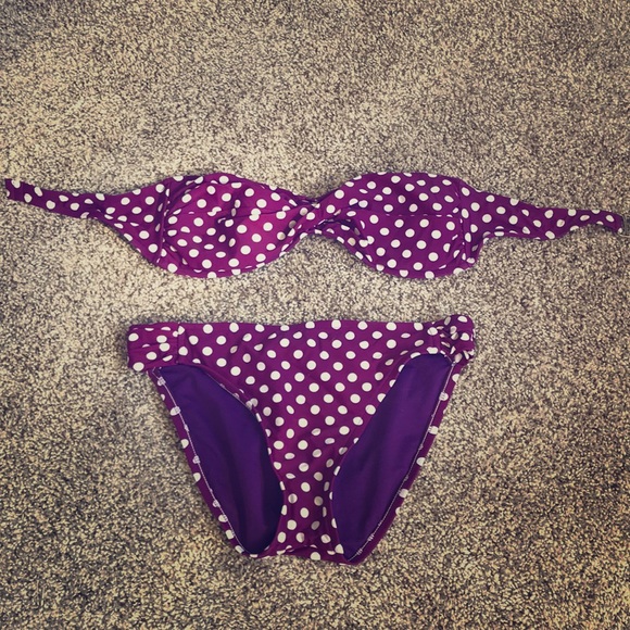 Purple polka dot bikini - Picture 1 of 1